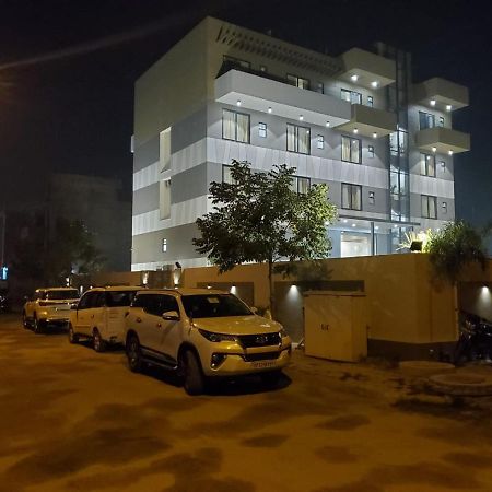 Hotel The Golf 1 ลัคเนา ภายนอก รูปภาพ